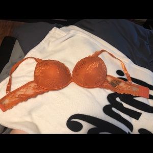 Fredericks of Hollywood push-up bra🧡 36DD